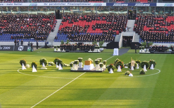 Trauerfeier Enke   118.jpg